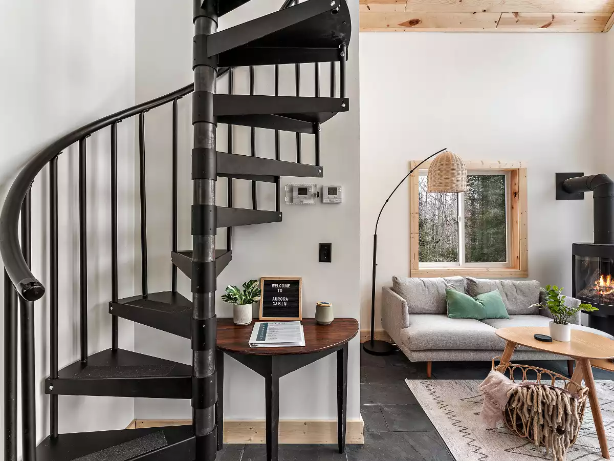 "Elevate Your Airbnb - Breathtaking Aerial Views of Minnesota Host Properties"