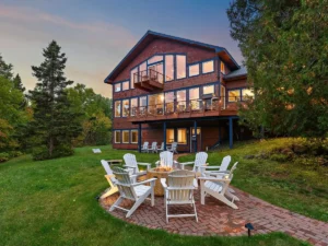 short-term-rental-nordhus-lodge-resort-photography-lutsen-lake-superior-mn-lake-superior-view-from-lodge-balcony-Chris-Blaeser-UAV-Vision-Media
